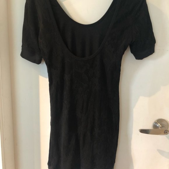 Cute Black Fitted Tshirt Dress - Picture 2 of 2